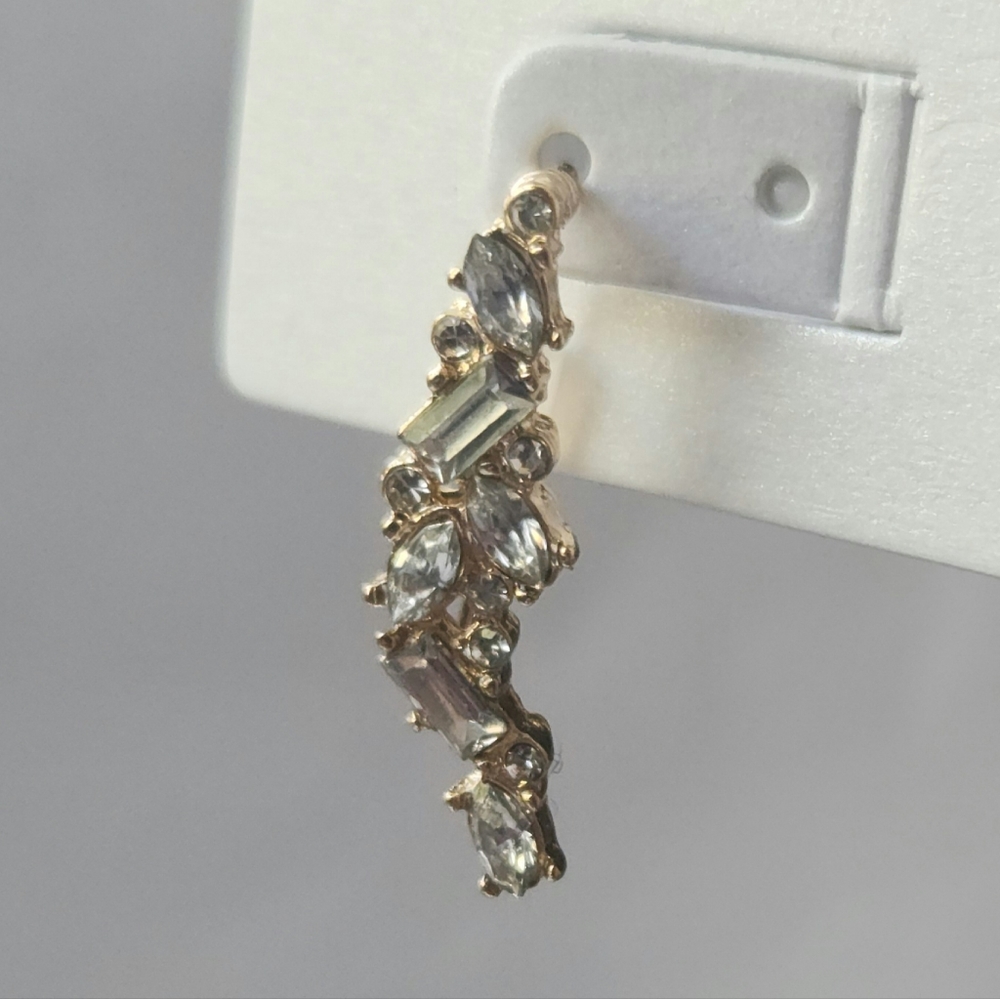 Gold Tone Crystal Crawler Earrings with Glass and Acrylic Stones That Sparkle - Picture 3 of 5